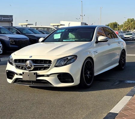 Mercedes Benz AMG E63 S 2017, photo 3 of 4