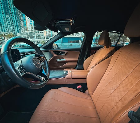 Mercedes Benz E200 2025