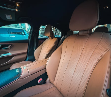 Mercedes Benz E200 2025