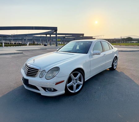 Mercedes Benz E350 2009, photo 1 of 4