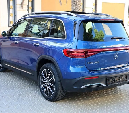 Mercedes Benz EQB 2025, photo 3 of 4