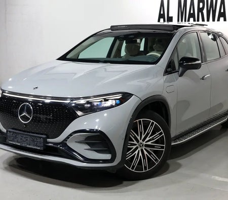 Mercedes Benz EQS 2023, photo 1 of 4