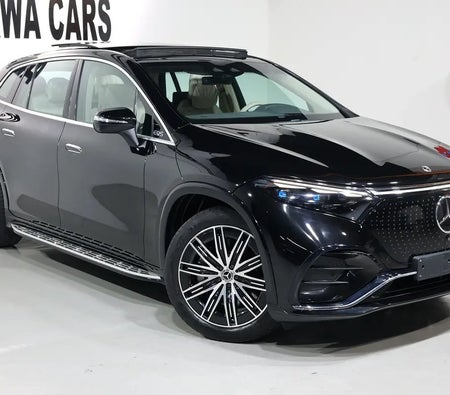 Mercedes Benz EQS 2023, photo 1 of 4