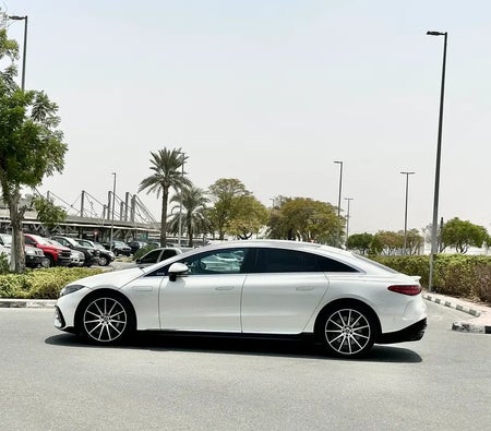Mercedes Benz EQS 2023, photo 3 of 4