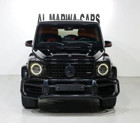 Black Mercedes Benz G63 AMG 2019