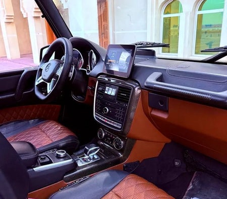 Черный Mercedes Benz G63 AMG 2017 год Черный Mercedes Benz G63 AMG 2017 год