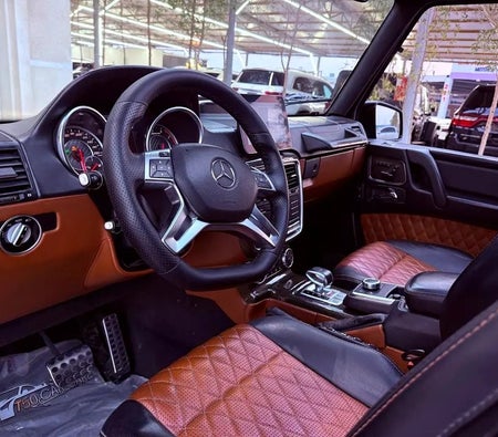 Black Mercedes Benz G63 AMG 2017