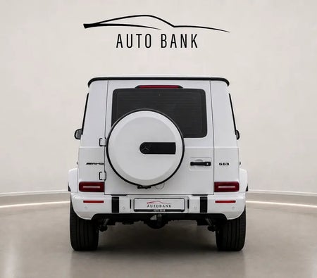 Weiß Mercedes Benz G63 AMG 2024