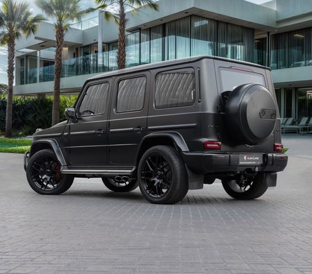 Negro Mercedes Benz G Class 2021
