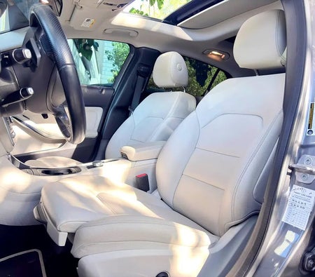 Mercedes Benz GLA 250 AMG 2020, photo 4 of 4