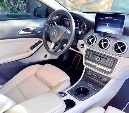 Mercedes Benz GLA 250 AMG 2020, photo 3 of 4