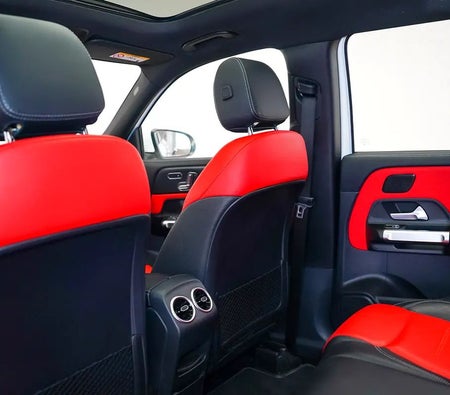 Beyaz Mercedes Benz GLB 250 4MATIC 2025
