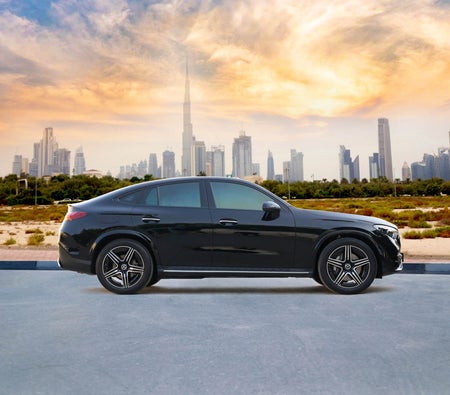 Nero Mercedes Benz GLC 200 Coupe 2024