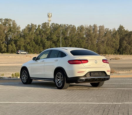 White Mercedes Benz GLC 250 2017