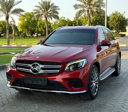 Rot Mercedes Benz GLC 250 4MATIC 2017