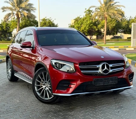 Rot Mercedes Benz GLC 250 4MATIC 2017
