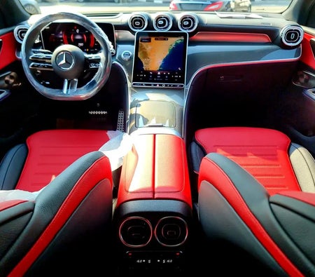 مرسيدس بنز GLC 200 4Matic  2026, photo 3 of 4