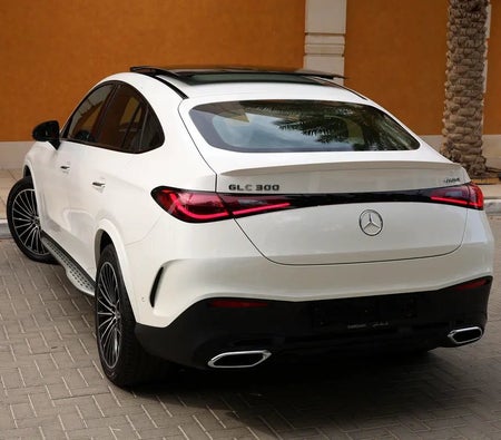  Mercedes Benz GLC 300 AMG 4MATIC 2025