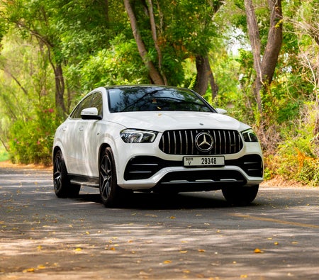 White Mercedes Benz GLE 53 2023 White Mercedes Benz GLE 53 2023