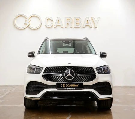 White Mercedes Benz GLE 450 4Matic 2020