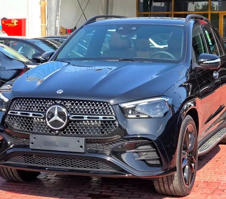 Black Mercedes Benz GLE 450 4Matic 2026