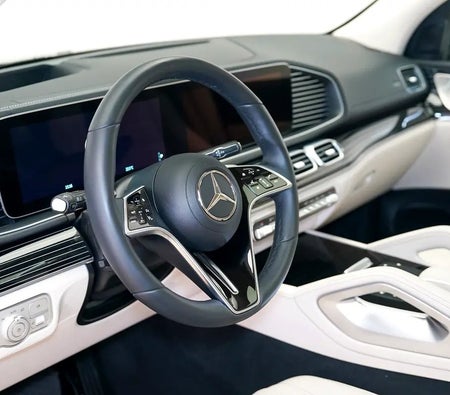 Grau Mercedes Benz GLE 450 AMG 4MATIC 2025