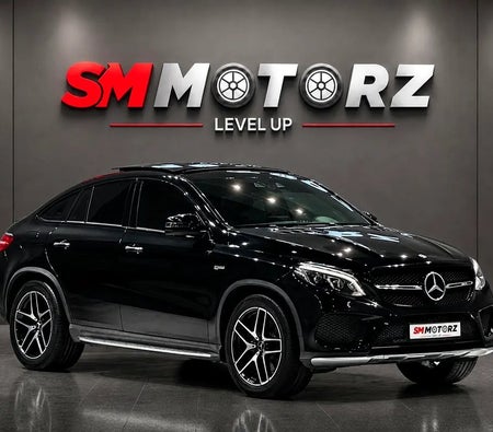 Mercedes Benz AMG GLE 43 2018, photo 1 of 4