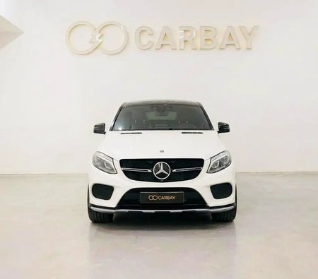 Weiß Mercedes Benz AMG GLE 43 2017 Weiß Mercedes Benz AMG GLE 43 2017