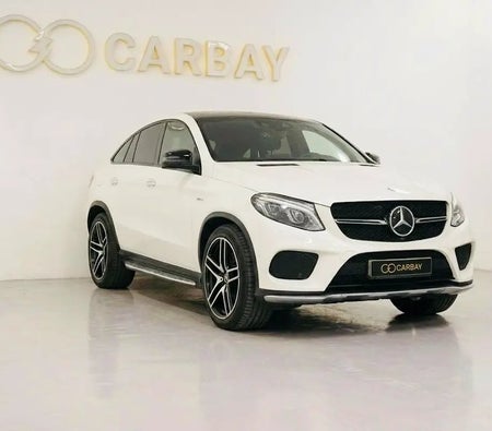 Weiß Mercedes Benz AMG GLE 43 2017 Weiß Mercedes Benz AMG GLE 43 2017