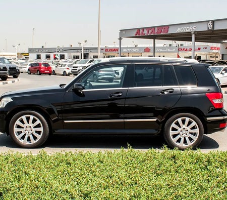 Black Mercedes Benz GLK 300 4matic 2011
