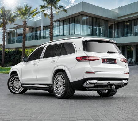 White Mercedes Benz Maybach 2023