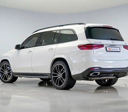 Bianca Mercedes Benz GLS 450 4MATIC Premium Plus 2024 Bianca Mercedes Benz GLS 450 4MATIC Premium Plus 2024