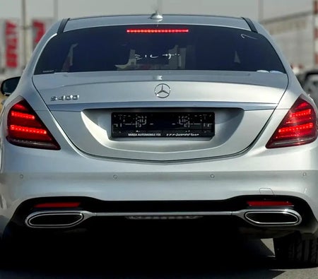 Silver Mercedes Benz S400 2018