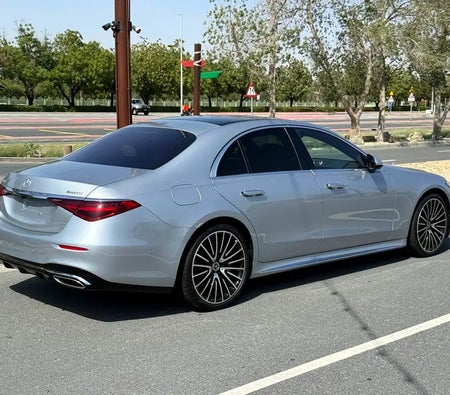 Silver Mercedes Benz S500 4Matic 2021