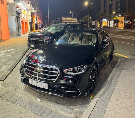 Black Mercedes Benz S500 2024 Black Mercedes Benz S500 2024