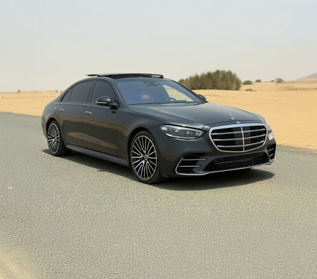 Huur Mercedes-Benz S580 2023 in Dubai