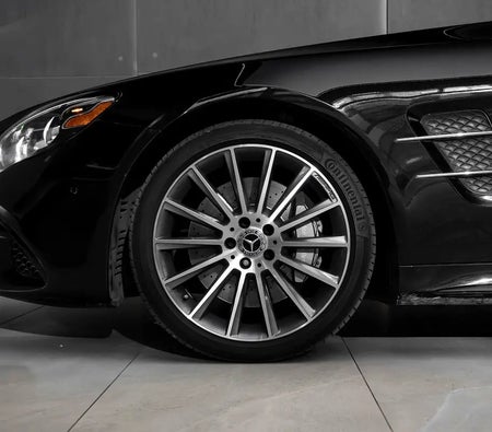 Negro Mercedes Benz SL 550 2019
