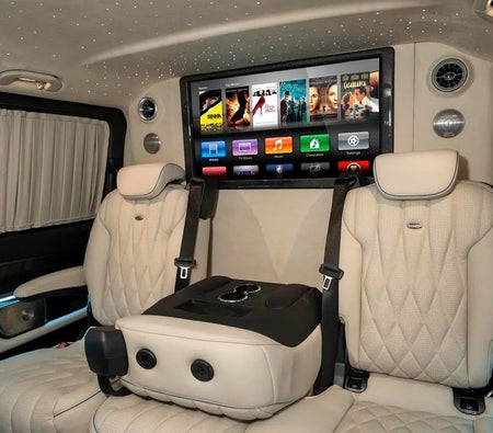 أزرق مرسيدس بنز V 300 2026 أزرق مرسيدس بنز V 300 2026