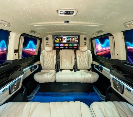 أزرق مرسيدس بنز V 300 2026 أزرق مرسيدس بنز V 300 2026