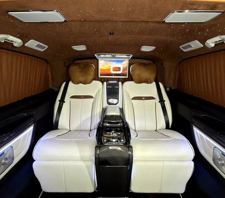 Mercedes Benz V 300 2026, photo 2 of 4