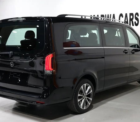 Mercedes Benz V 300 2025, photo 4 of 4