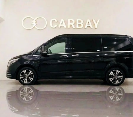Black Mercedes Benz V 300 2025
