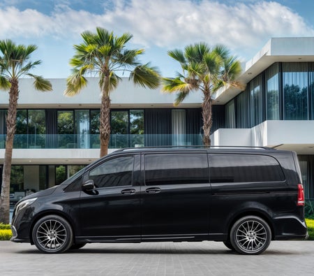 Mercedes Benz V250 2023, photo 3 of 4