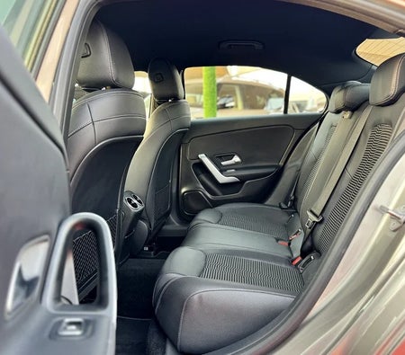 Mercedes Benz A200 AMG  2019, photo 4 of 4