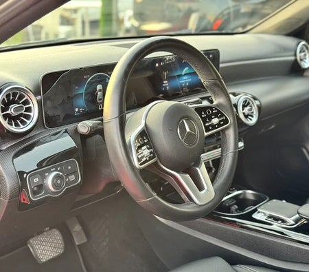 Mercedes Benz A200 AMG  2019, photo 2 of 4