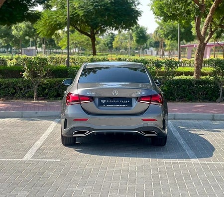 مرسيدس بنز إيه 200 إيه إم جي 2023, photo 4 of 4