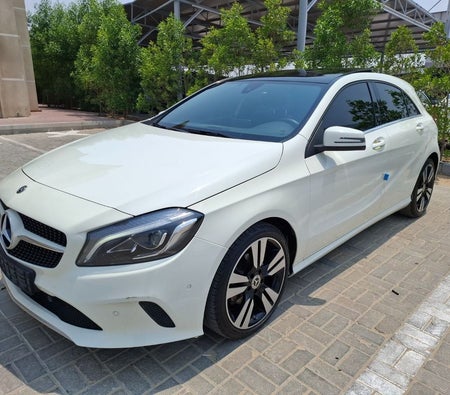 Mercedes Benz A200 2018, photo 3 of 4