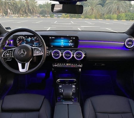 Mercedes Benz A200 AMG 2021, photo 3 of 4