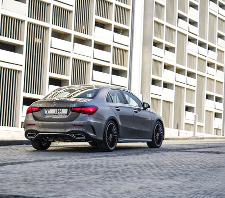 Mercedes Benz A200 2024