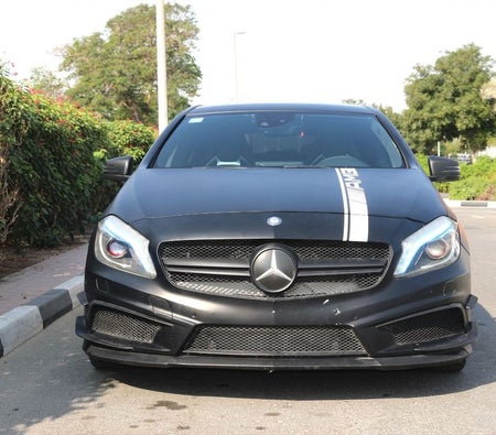 Mercedes Benz AMG A45 2014, photo 2 of 4